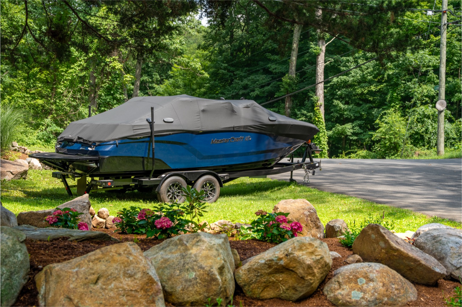 Lake ready yard and landscaping